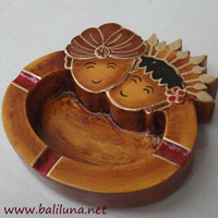 souvenir pernikahan etnik tradisional nuansa Indonesia banget asli handmade hasil kerajinan tangan dari bali