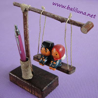 souvenir pernikahan etnik tradisional nuansa Indonesia banget asli handmade hasil kerajinan tangan dari bali