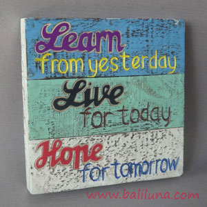 http://www.baliluna.com/wall.decor.30cm.html