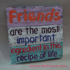 http://www.baliluna.com/wall.decor.30cm.html