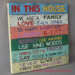 http://www.baliluna.com/wall.decor.60cm.html