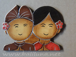 souvenir pernikahan tradisional etnik tempelan kulkas pengantin tradisional adat bali
